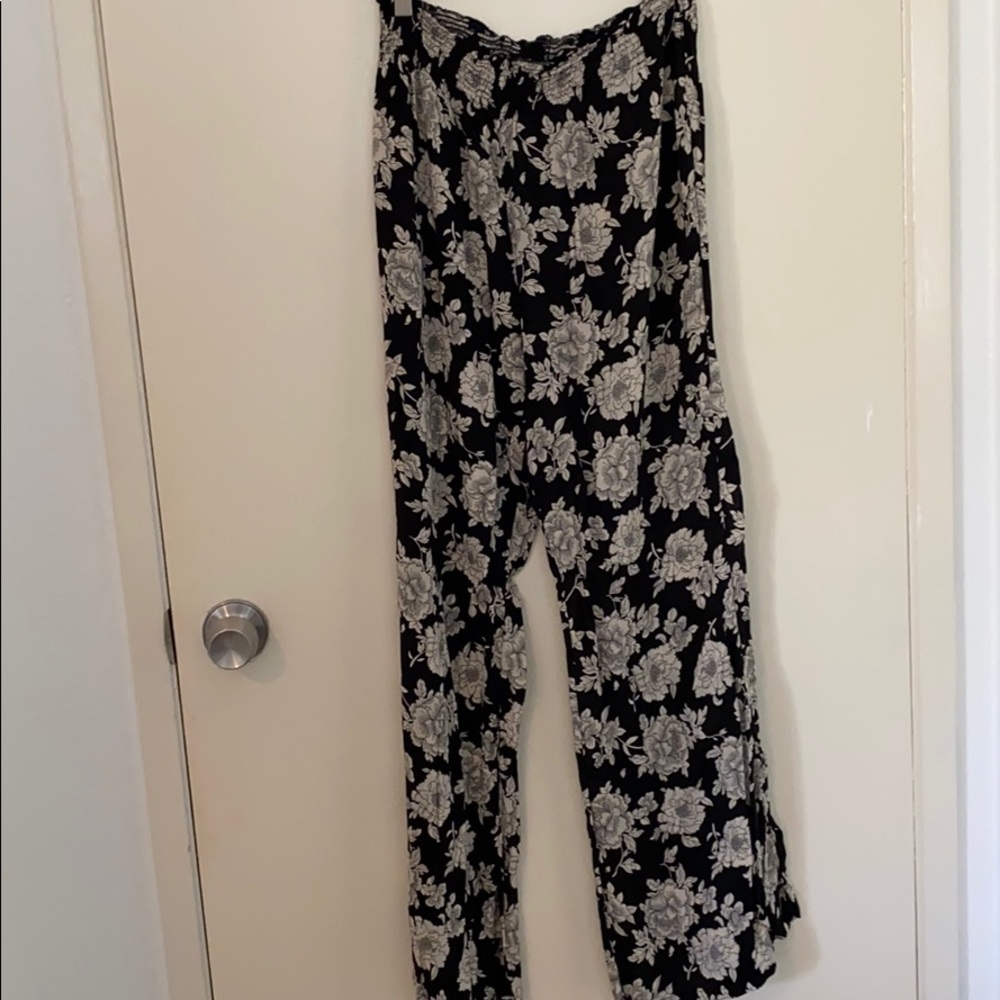 Brandy Melville Pants